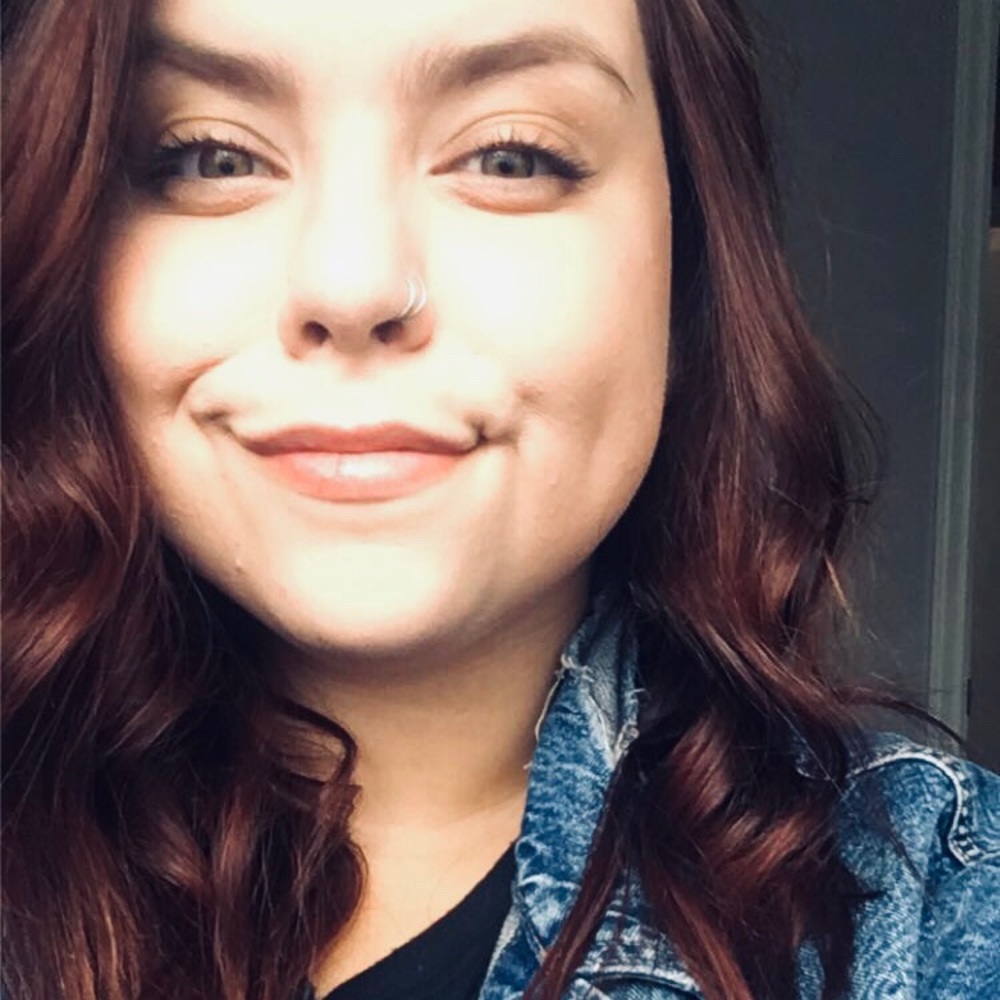 Meet your Posher, Chloe